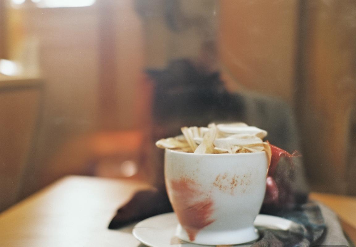 格拉利什在曼城的战术转变：大卫·莫耶斯如何重塑其现代边锋之路